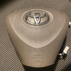 2009-2013 Toyota Corolla steering wheel airbag